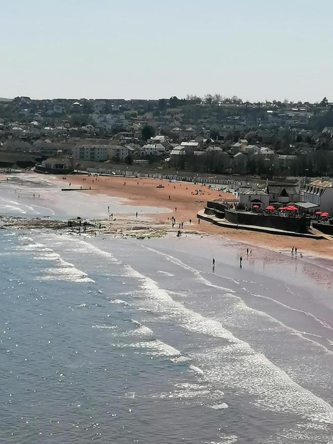Barbie House ,Opposite The Beach & Paignton Pier , 2 Bedroom Apartment With Private Car Space & Garden , Free Access Next Door To The Stunning Ballet & Make Up School & A Beautiful Ladys Beauty Salon (Adults Only) Extérieur photo