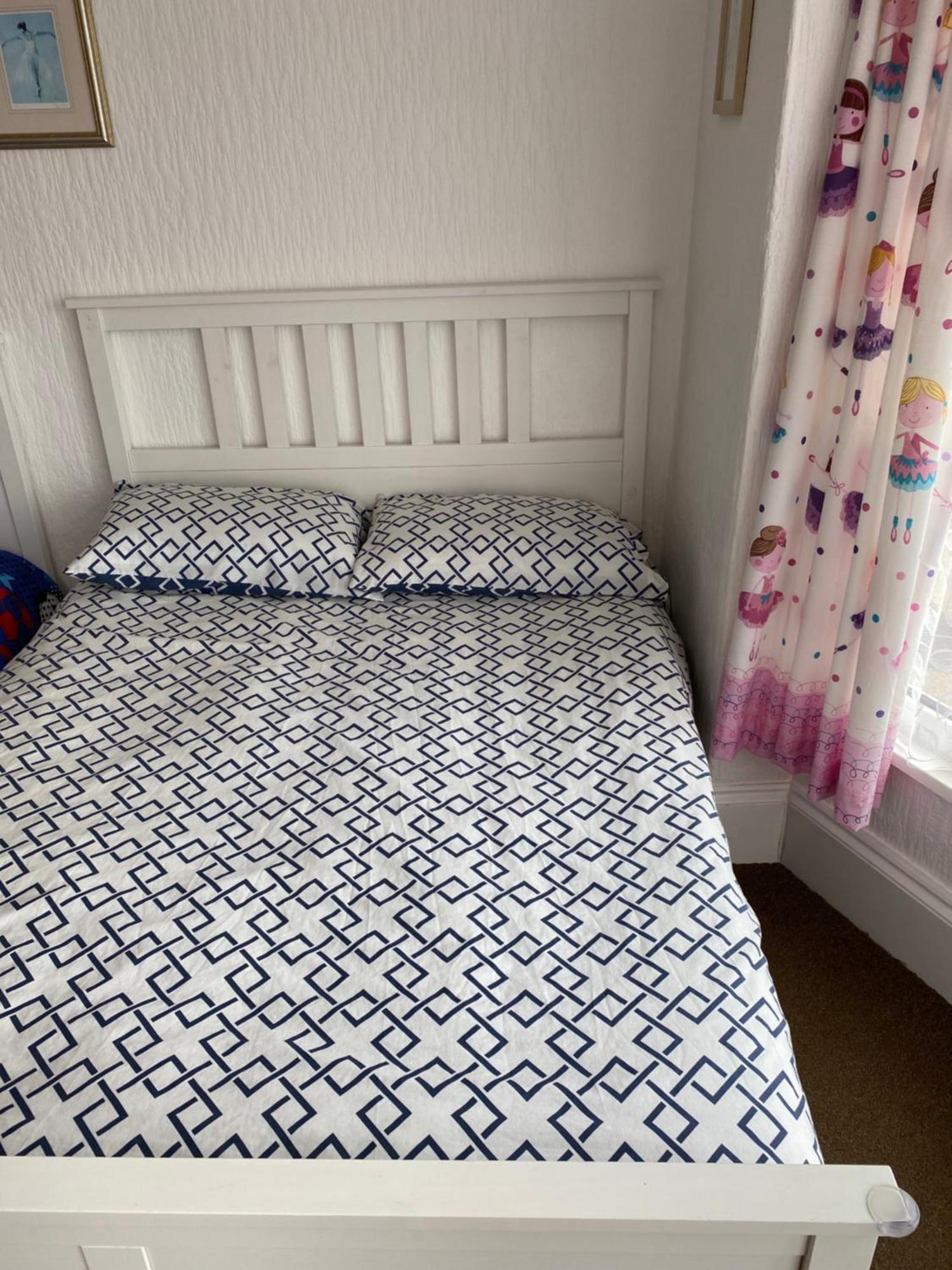 Barbie House ,Opposite The Beach & Paignton Pier , 2 Bedroom Apartment With Private Car Space & Garden , Free Access Next Door To The Stunning Ballet & Make Up School & A Beautiful Ladys Beauty Salon (Adults Only) Extérieur photo